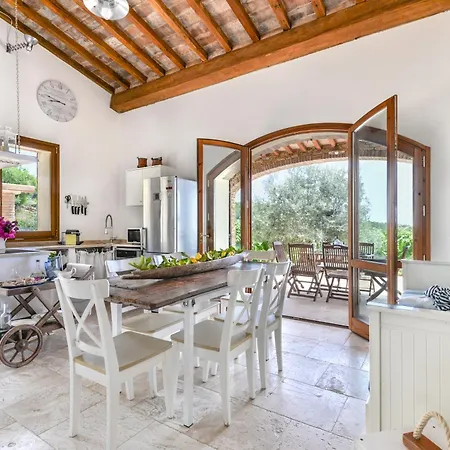 Sea And Country Villa *